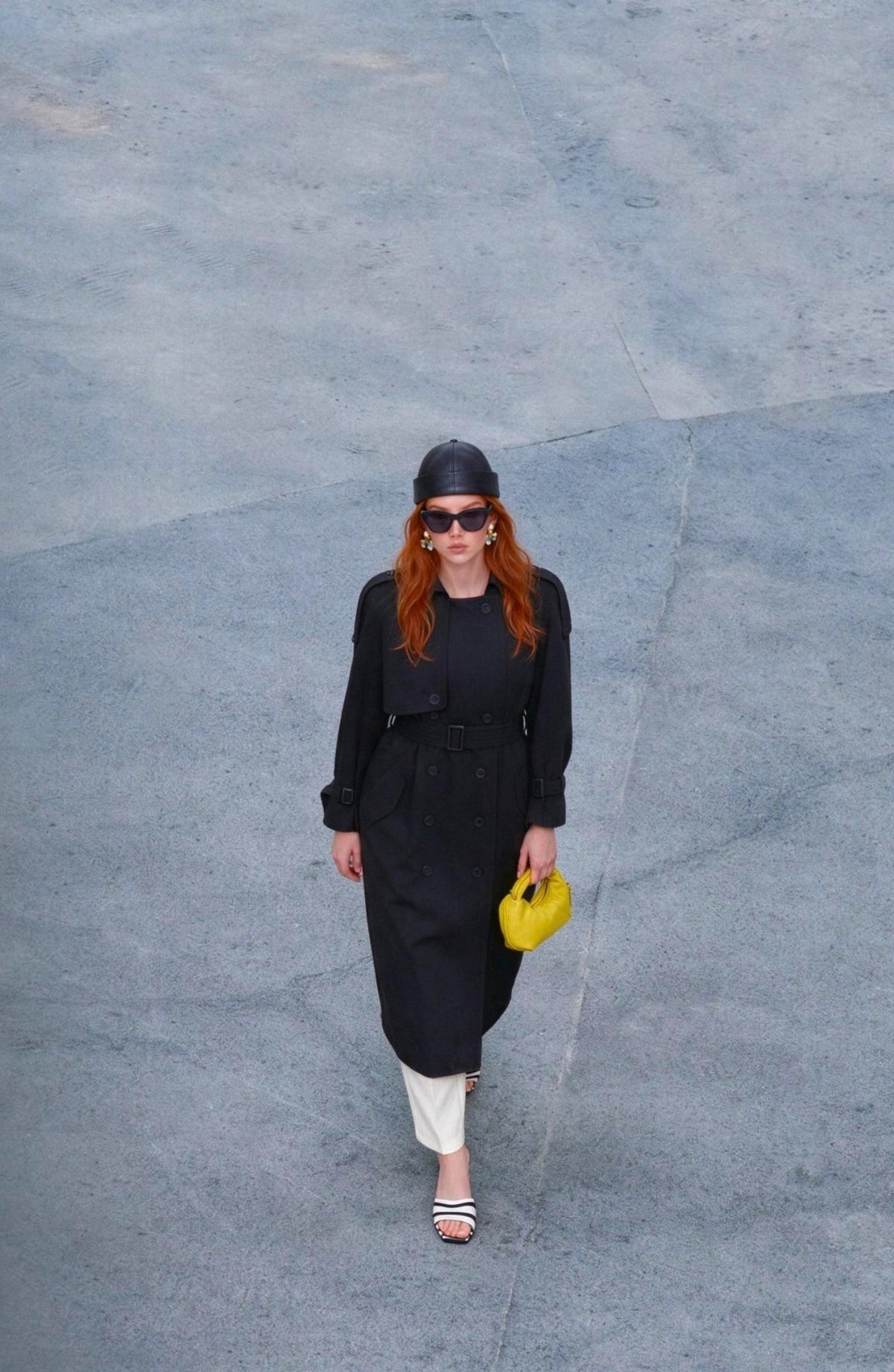 Apoletli Siyah Oversize Trençkot