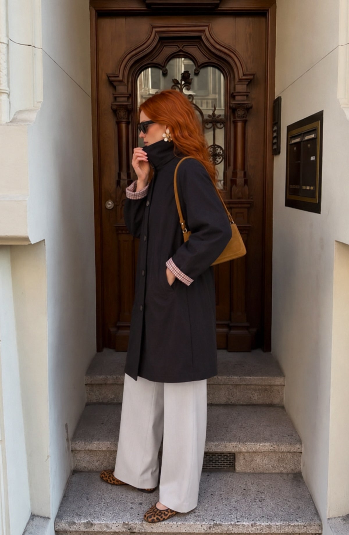 Dik Yaka Reglan Kol Gabardin Siyah Oversize Trençkot