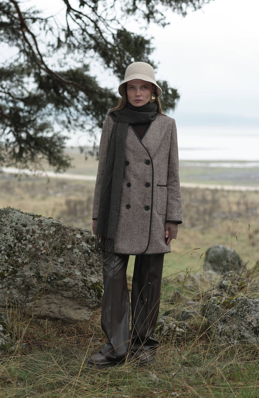 Deri Biyeli Balıksırtı Sütlü Kahve Ceket Kaban