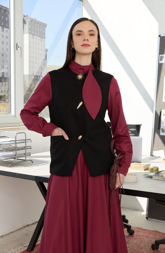 Yaka Dilimli Bordo Gömlek