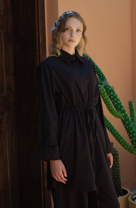 Tünel Büzgülü Siyah Pamuk Gömlek