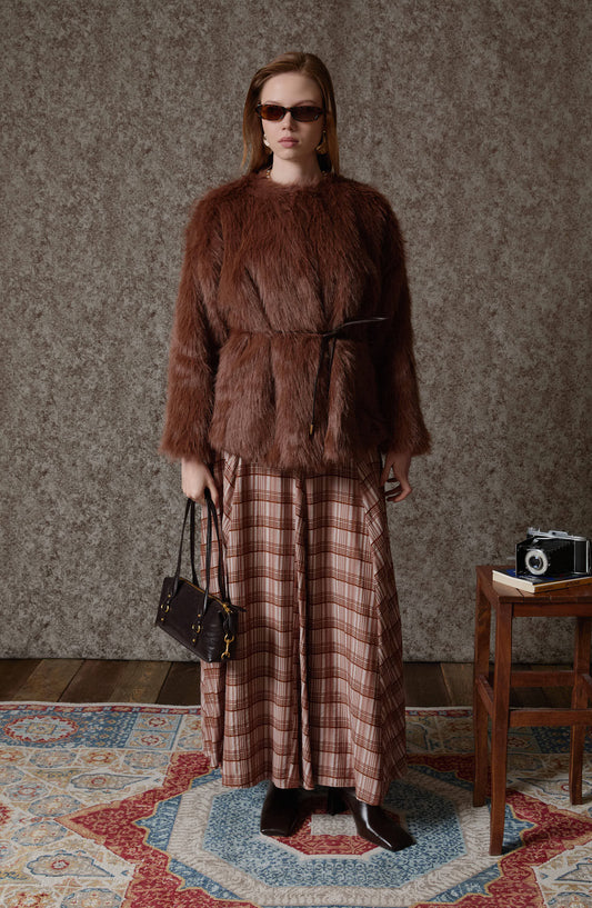 Tüylü Kahverengi Kürk Kaban