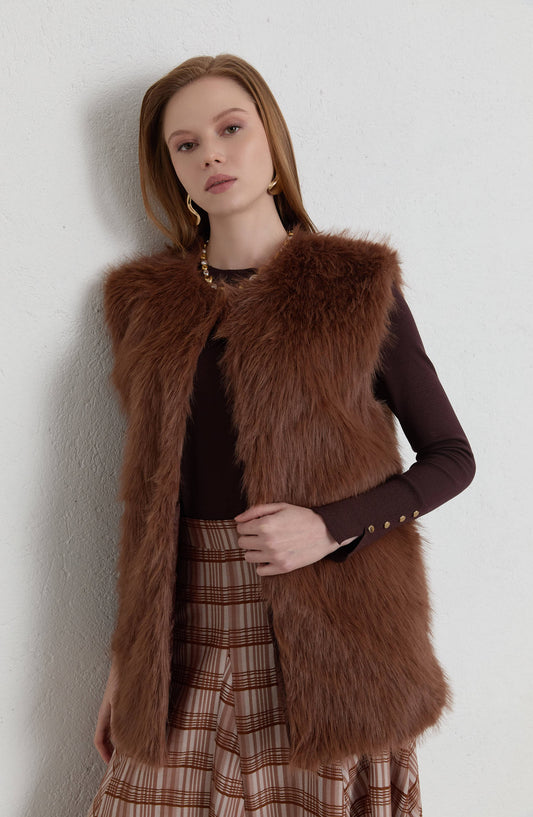Tüylü Kahverengi Kürk Yelek