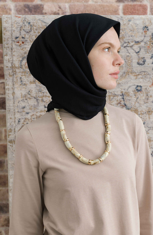 Mio Caz Siyah Eşarp