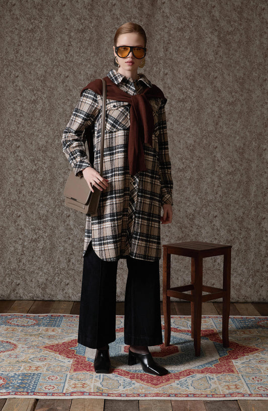 Kazak Görünümlü Kahverengi Triko Kare Şal