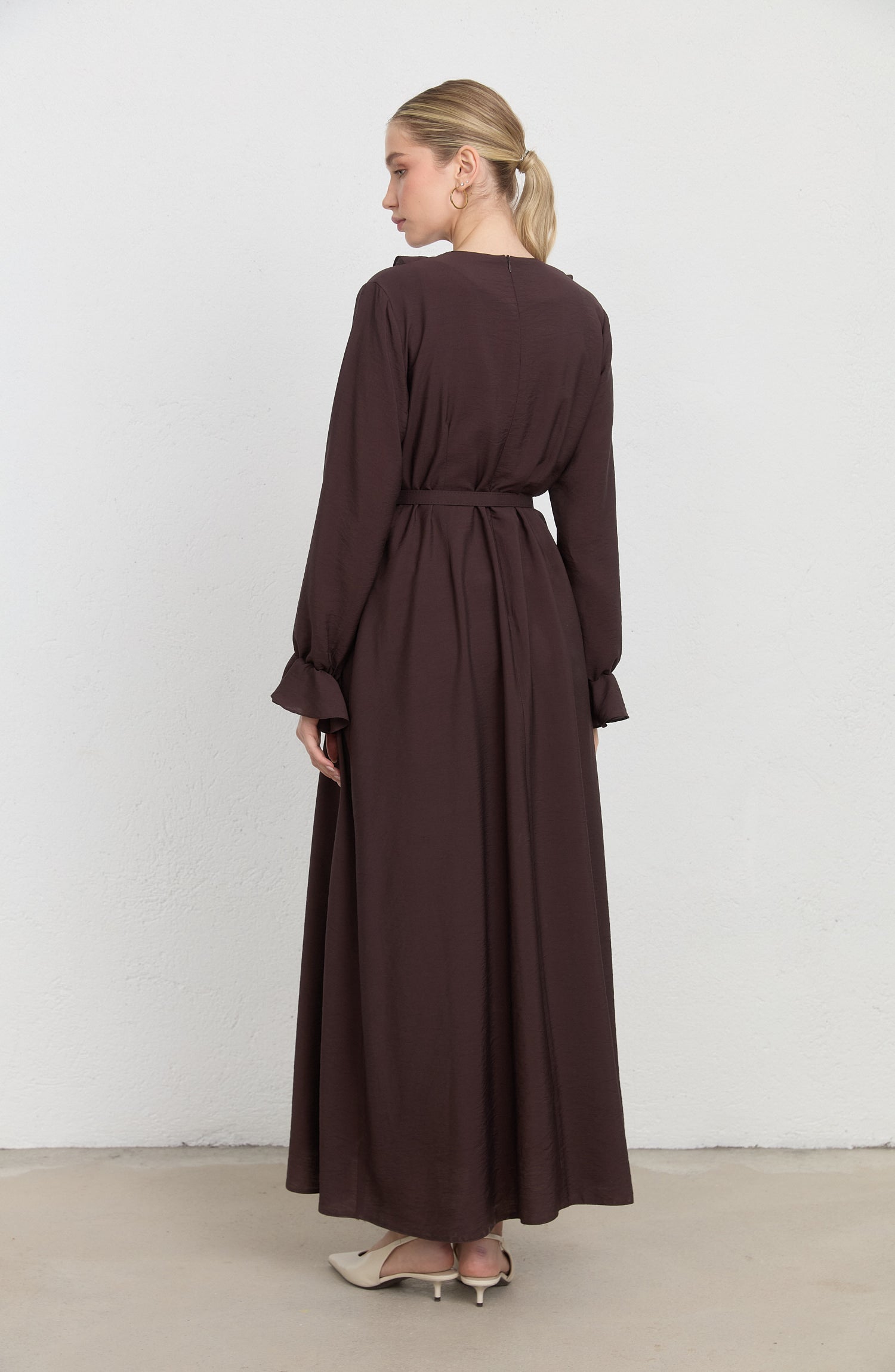 Volanlı Acı Kahve Kaplama Kemerli Rayon Elbise