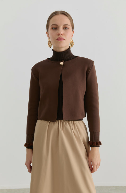 Gold Düğmeli Kahverengi Kısa Triko Ceket Hırka