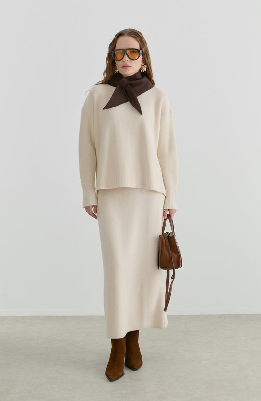 Basic Yumoş Ekru Triko Etekli İkili Takım