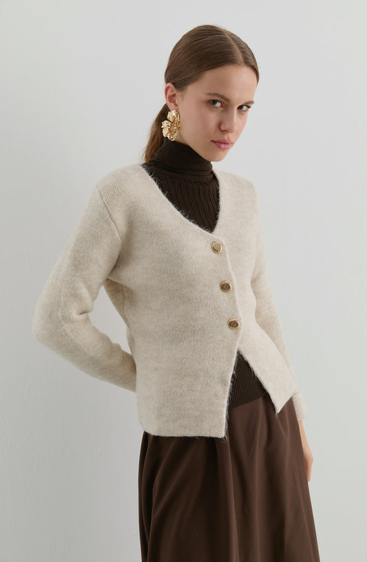 Gold Düğmeli Taş Yumoş Triko Hırka