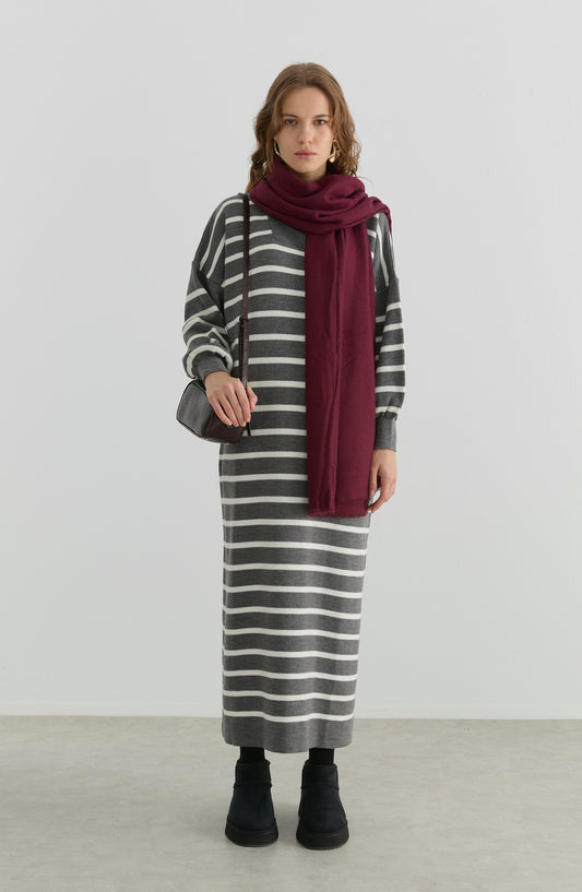 Çizgili Gri Triko Elbise