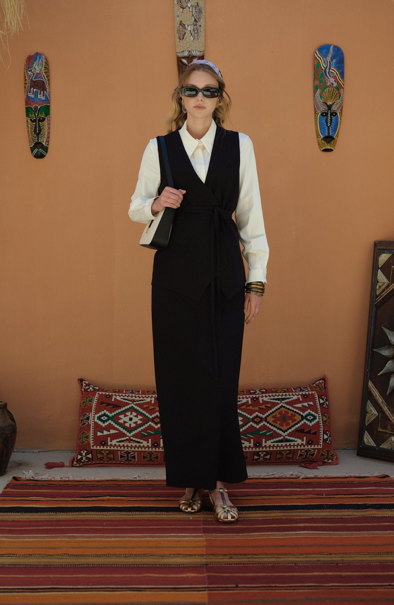 Bağlamalı Keten Siyah Yelek Etek Takım - Fatma Atasoy