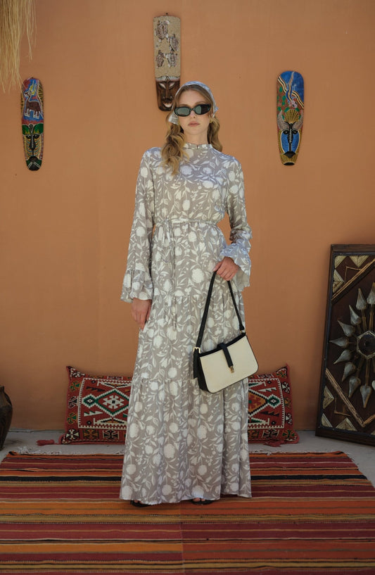 Büzgülü Gri Floral Desenli Viskon Elbise - Fatma Atasoy