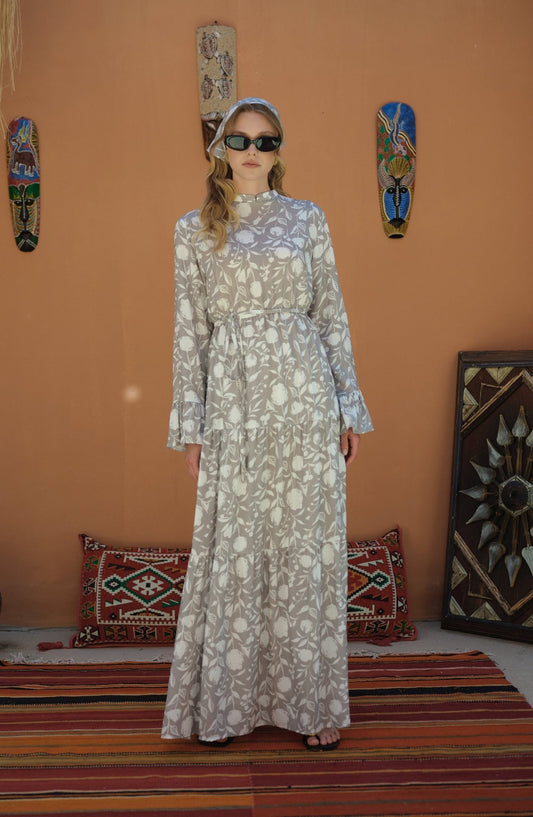 Büzgülü Gri Floral Desenli Viskon Elbise - Fatma Atasoy