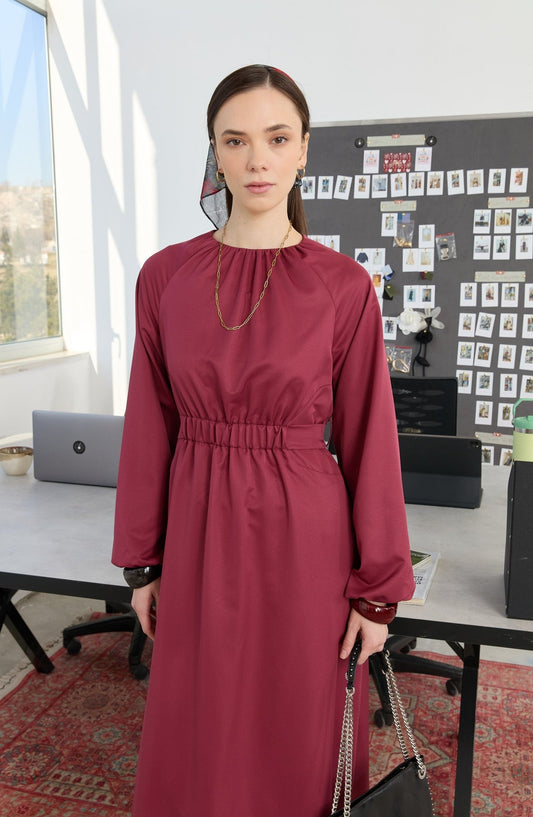 Büzgülü Kemerli Bordo Elbise - Fatma Atasoy