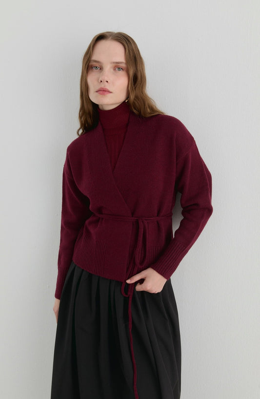 Çelik Örme V Yaka Bağlamalı Bordo Kısa Triko Hırka - Fatma Atasoy