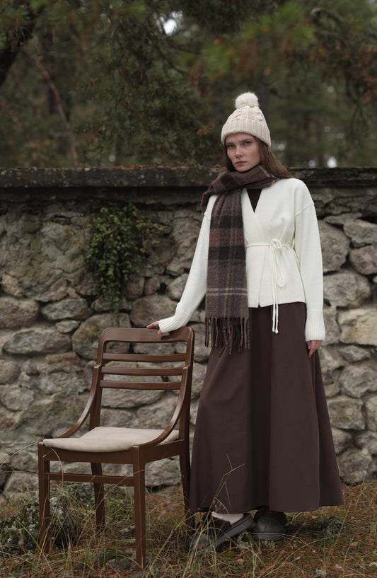 Çelik Örme V Yaka Bağlamalı Ekru Kısa Triko Hırka - Fatma Atasoy