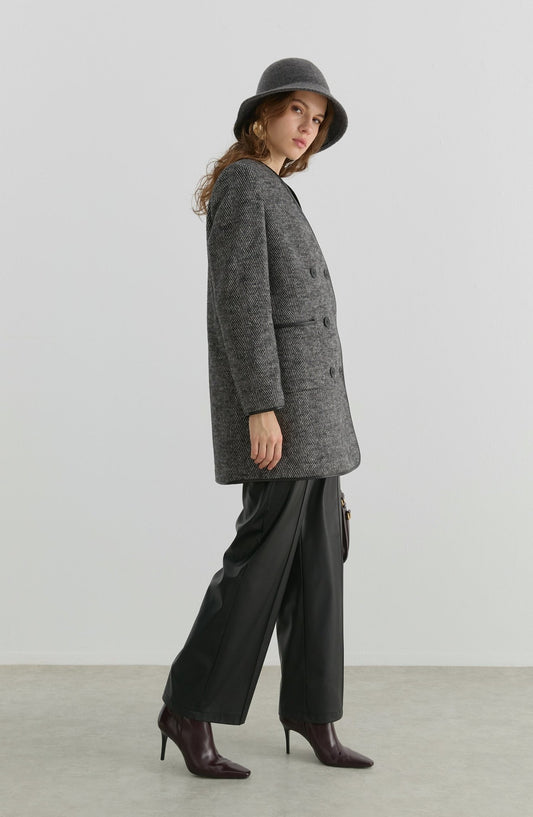 Deri Biyeli Balıksırtı Siyah Ceket Kaban - Fatma Atasoy