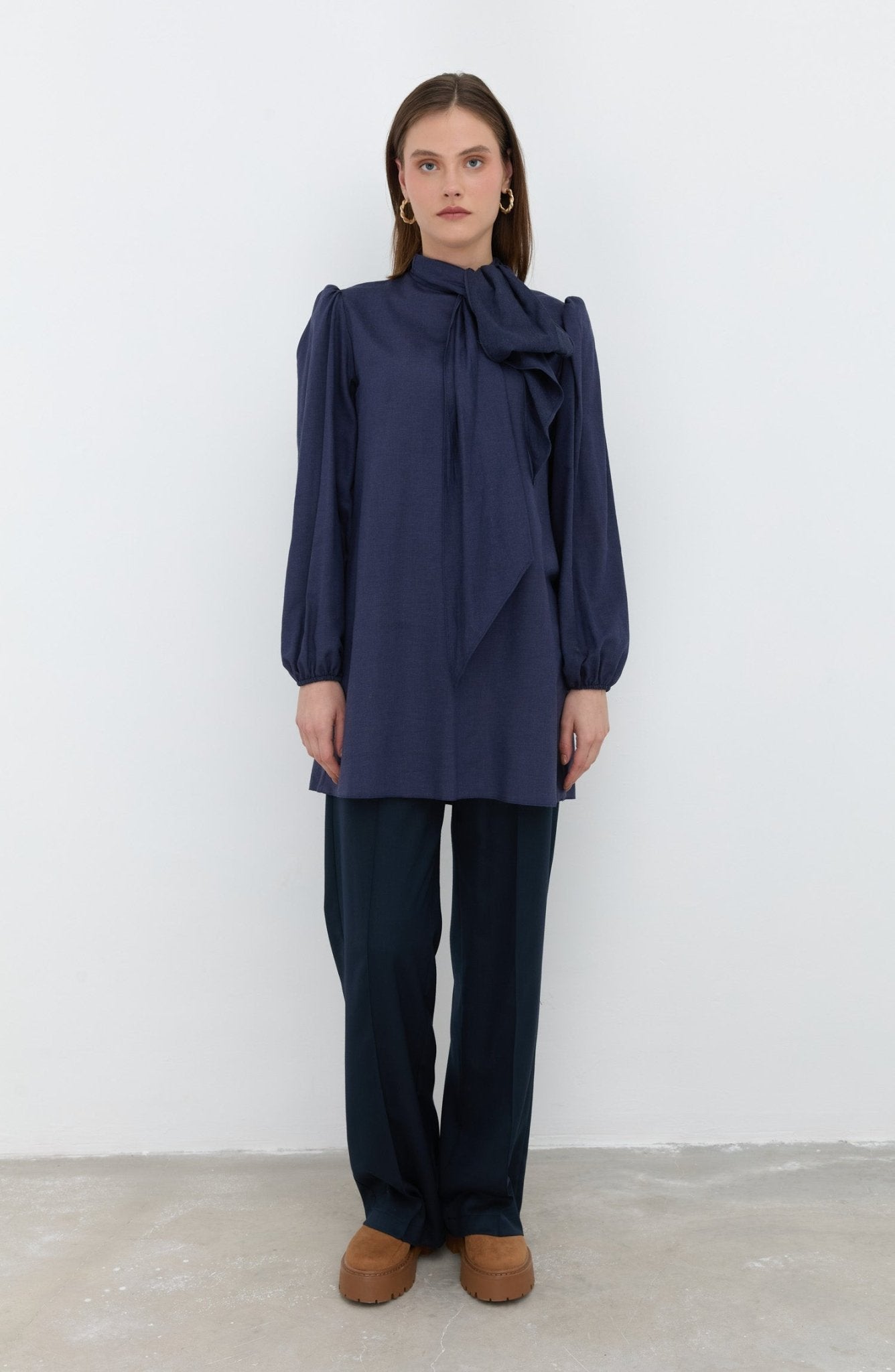 Fiyonklu Midi Viskon Lacivert Tunik - Fatma Atasoy