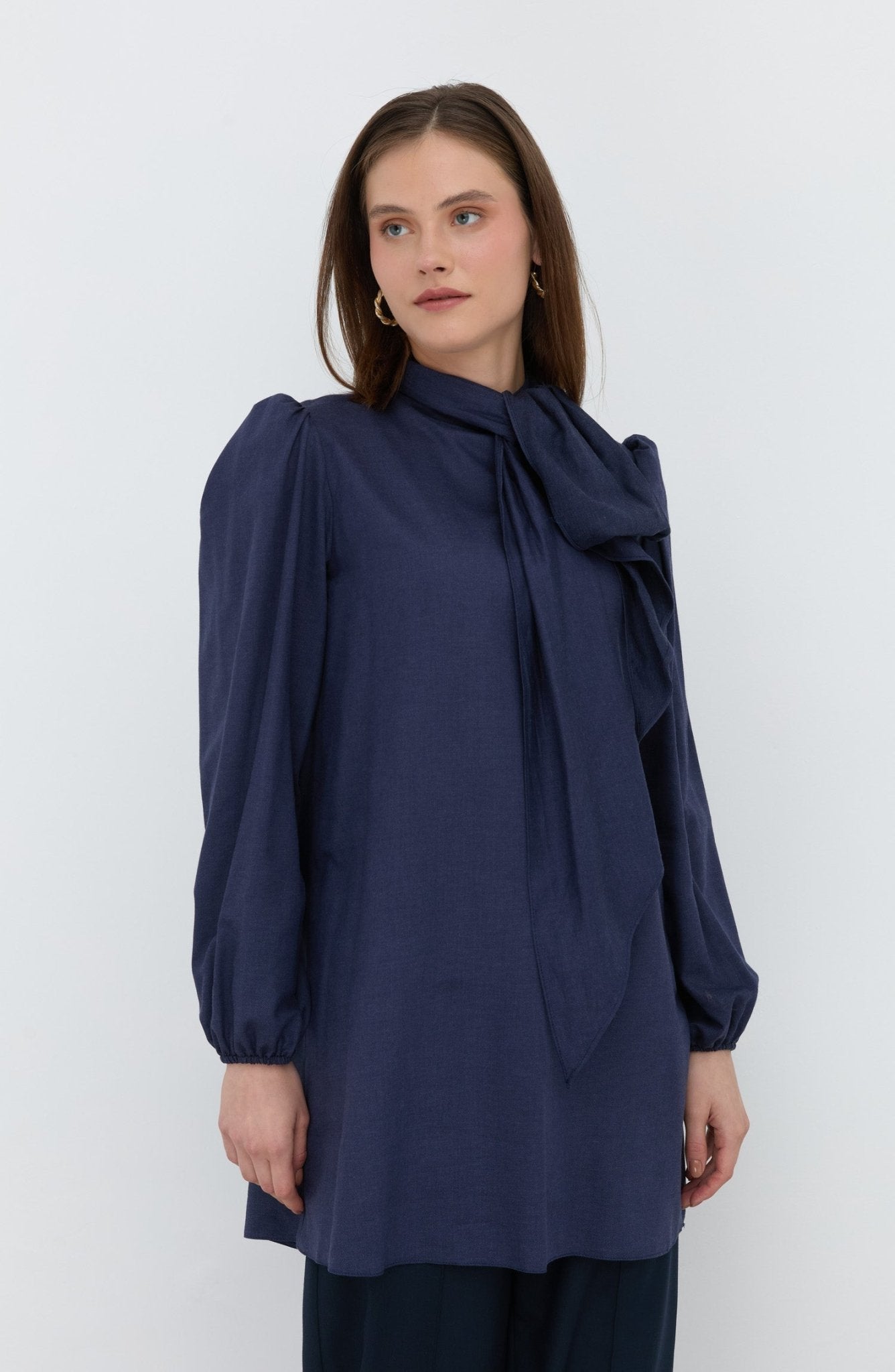 Fiyonklu Midi Viskon Lacivert Tunik - Fatma Atasoy