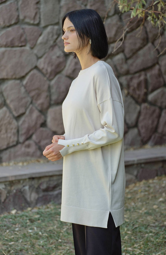 Gold Düğmeli Ekru Basic Merserize Triko Kazak - Fatma Atasoy