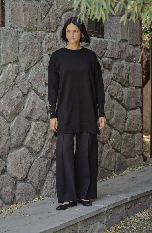 Gold Düğmeli Siyah Basic Merserize Triko Kazak - Fatma Atasoy