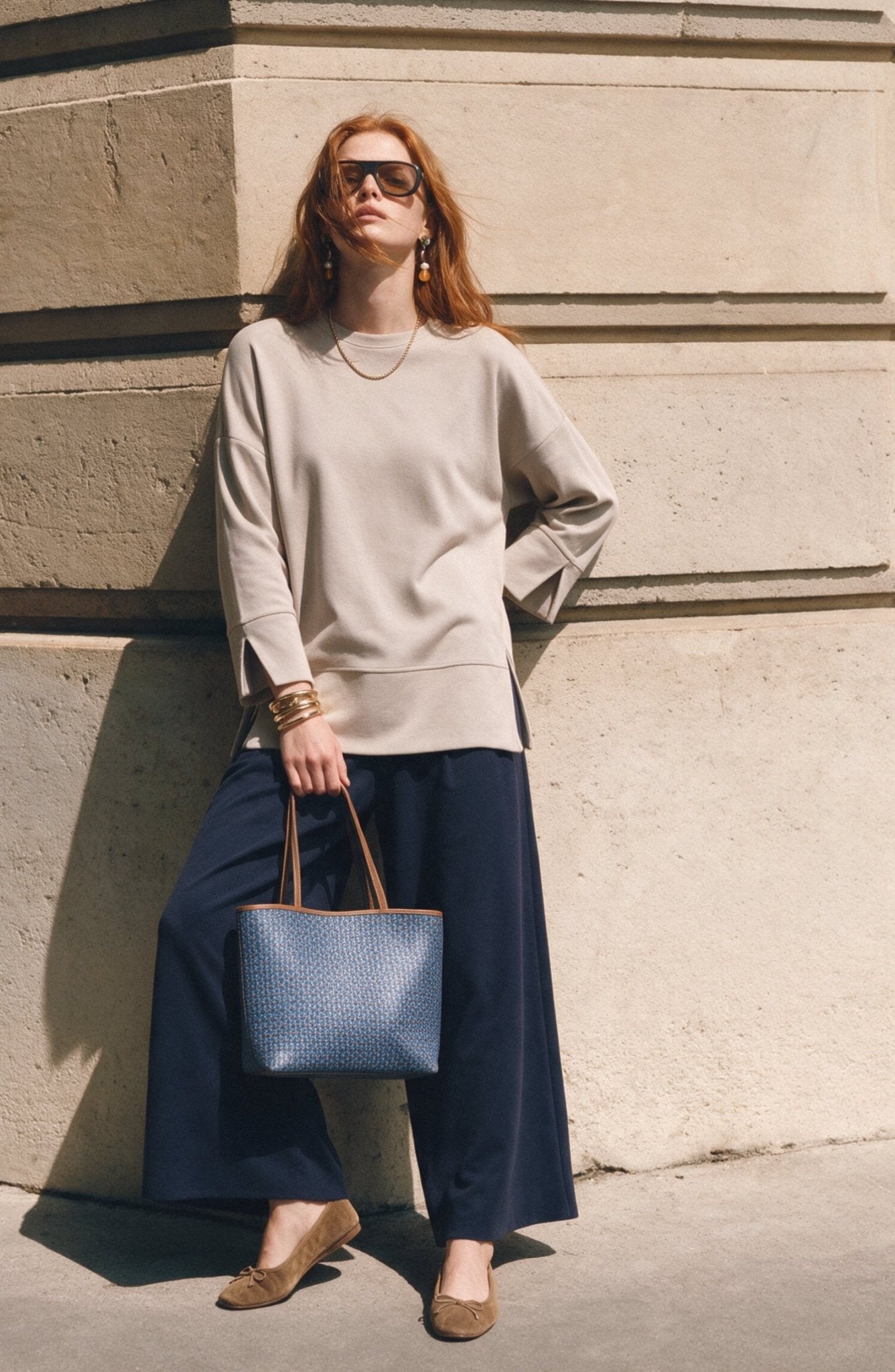 Kol Yırtmaçlı Taş Viskon Basic Sweatshirt - Fatma Atasoy