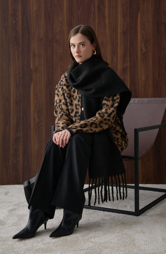 Leopar Desenli Yumoş Sütlü Kahve Triko Hırka - Fatma Atasoy