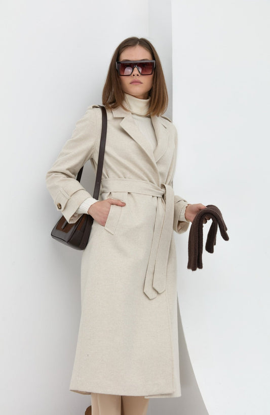 Omuz Ve Kol Apoletli Ekru Kaban - Fatma Atasoy