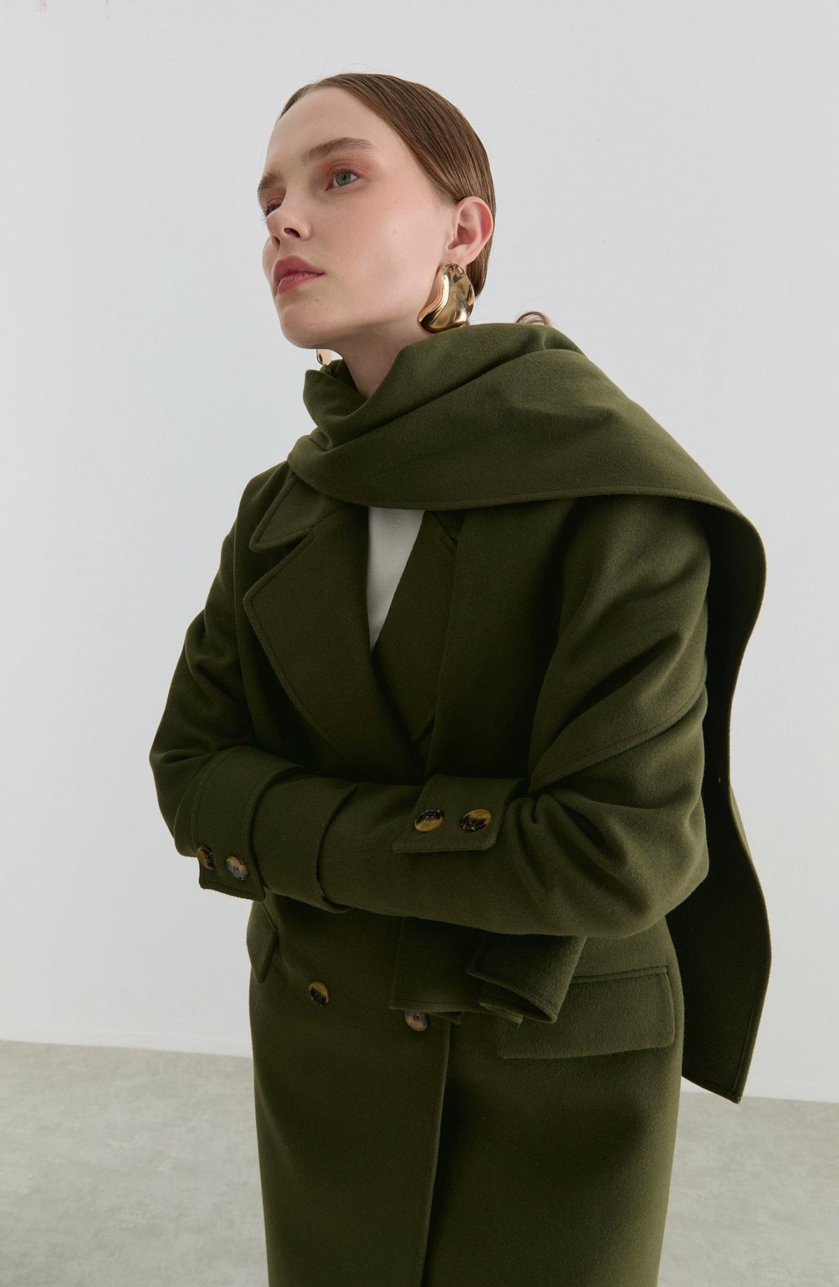 Oversize Atkılı Haki Kaşmir Kaban - Fatma Atasoy