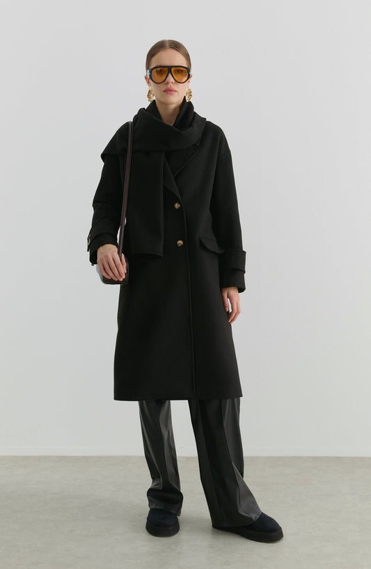 Oversize Atkılı Siyah Kaban - Fatma Atasoy