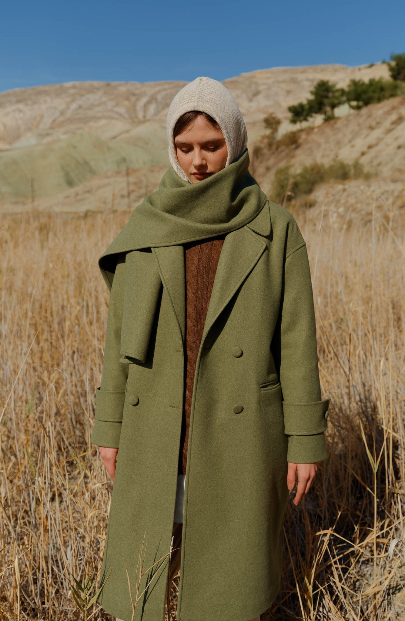 Oversize Atkılı Soft Haki Kaban - Fatma Atasoy