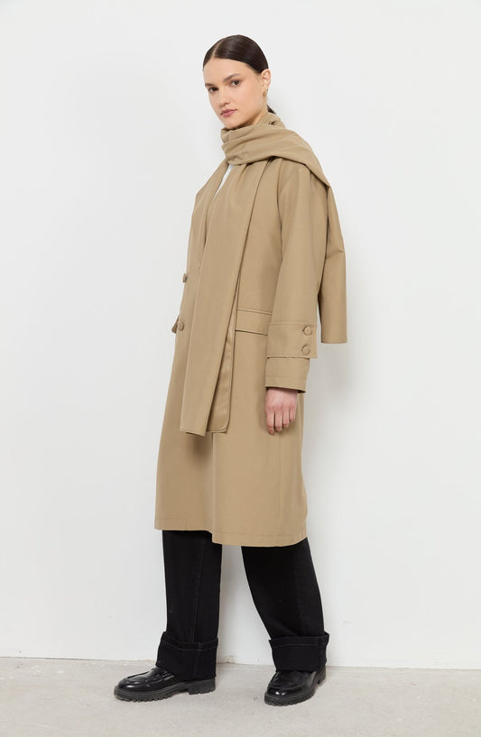 Oversize Sütlü Kahve Atkılı Trençkot - Fatma Atasoy