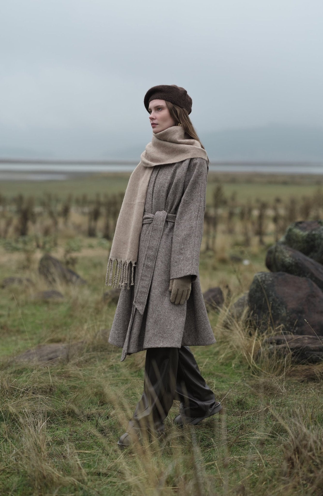 Pelerin Balıksırtı Sütlü Kahve Yün Kaban - Fatma Atasoy