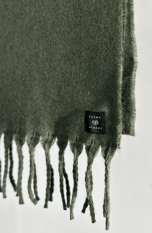 Püsküllü Küf Yeşili Şal - Fatma Atasoy