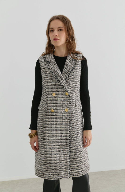 Püsküllü Siyah Tüvit Yelek - Fatma Atasoy