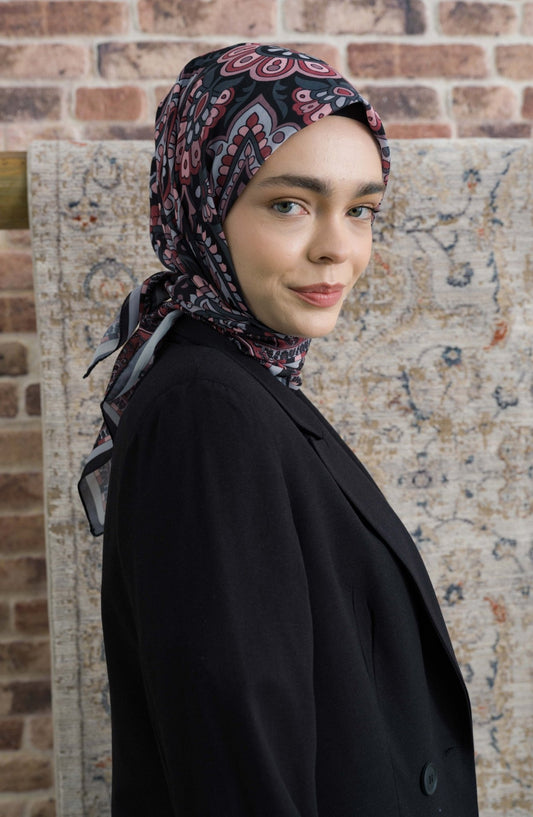 Royadia Siyah Bordo Etnik Desenli Eşarp - Fatma Atasoy