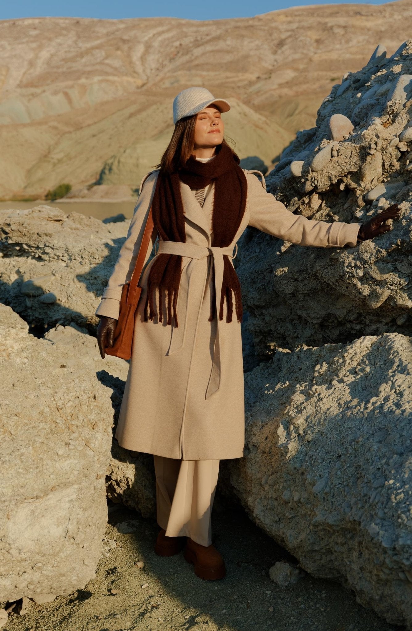 Rüzgarlıklı Reglan Kol Taş Kaban - Fatma Atasoy