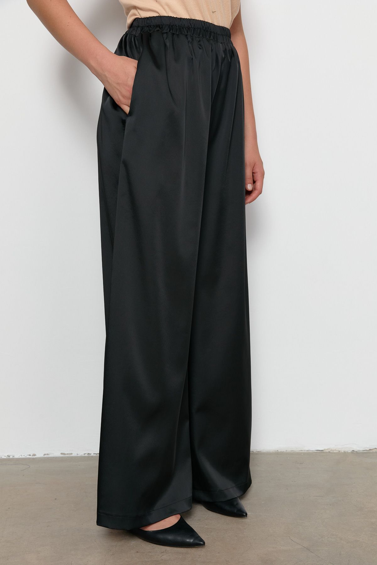 Siyah Saten Etek Pantalon - Fatma Atasoy