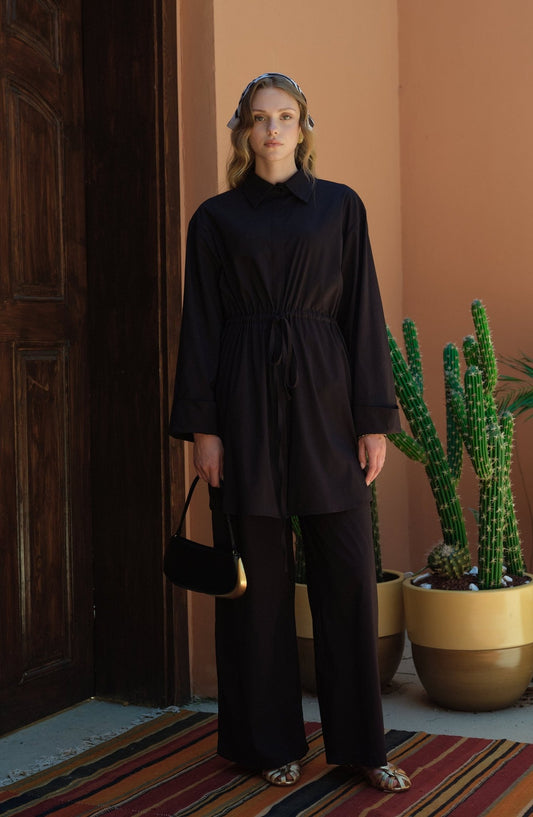 Tünel Büzgülü Siyah Pamuk Gömlek - Fatma Atasoy