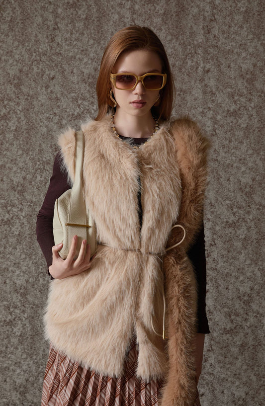 Tüylü Taş Kürk Yelek - Fatma Atasoy