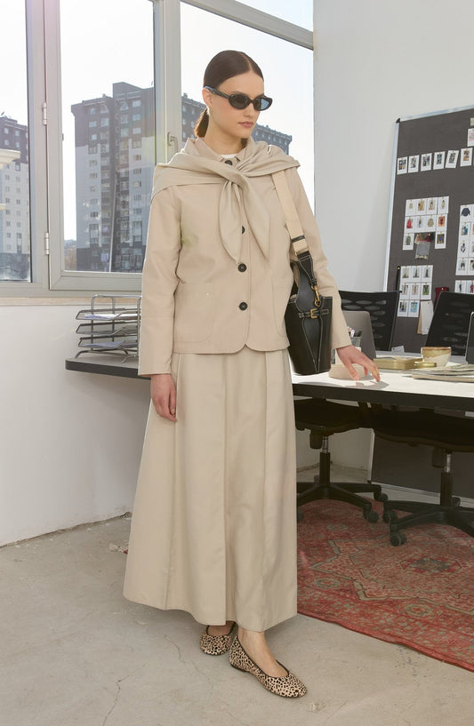 Üçgen Atkılı Taş Kısa Trenç Ceket - Fatma Atasoy