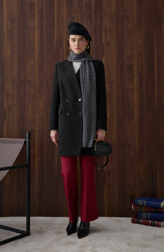 V Yaka Midi Siyah Kaşe Ceket - Fatma Atasoy