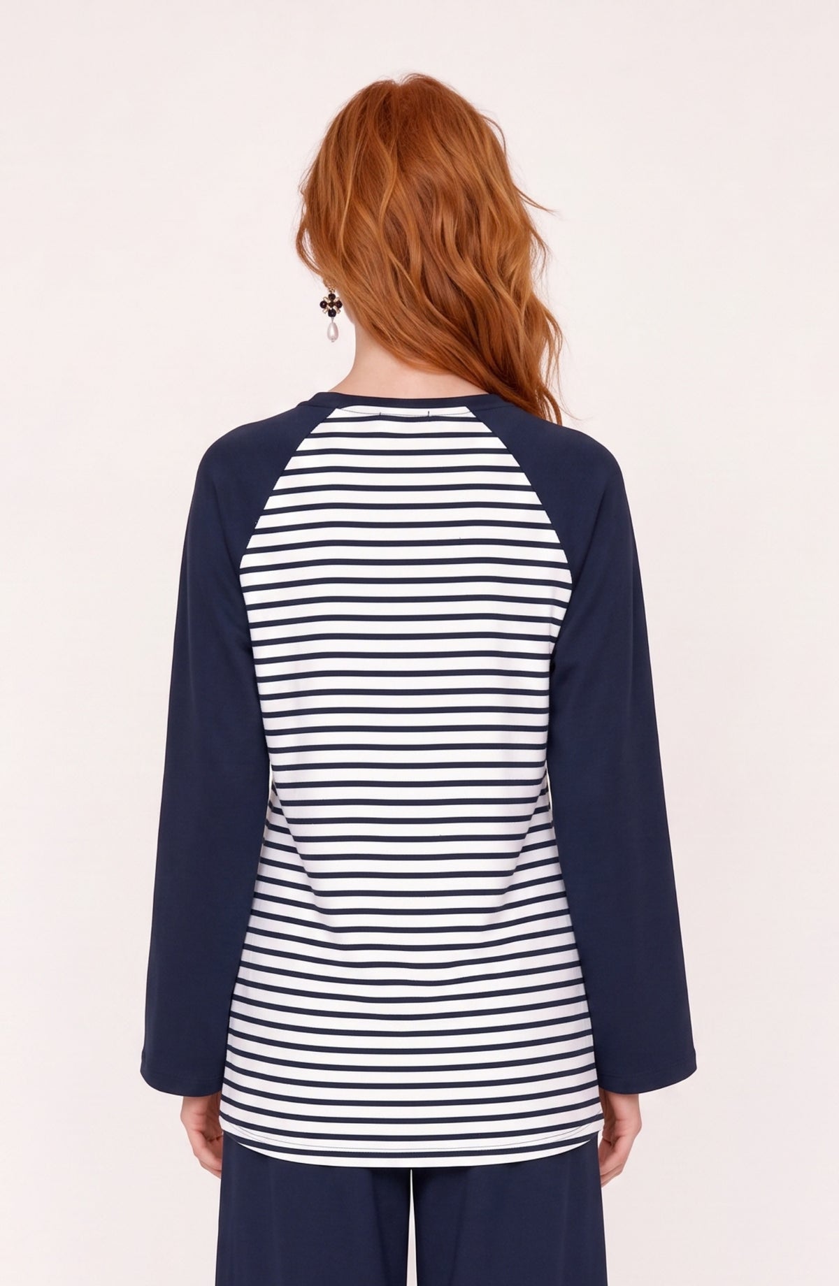Reglan Kol Lacivert Çizgili Sweatshirt