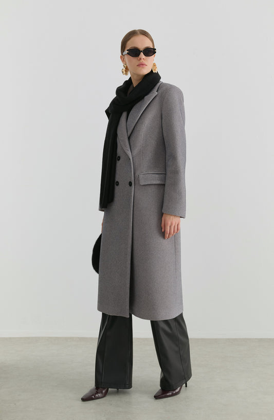 Maksi Tay Tüyü Gri Ceket Kaban