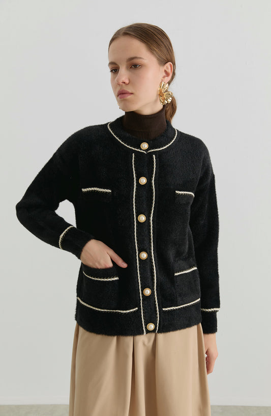 İnci Düğmeli Siyah Yumoş Triko Hırka