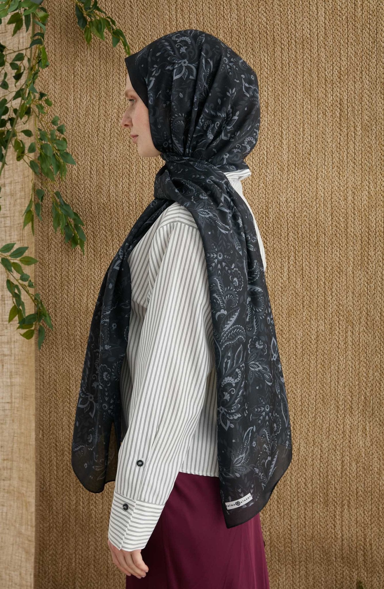 Anna Siyah Etnik Desen Şal - Fatma Atasoy