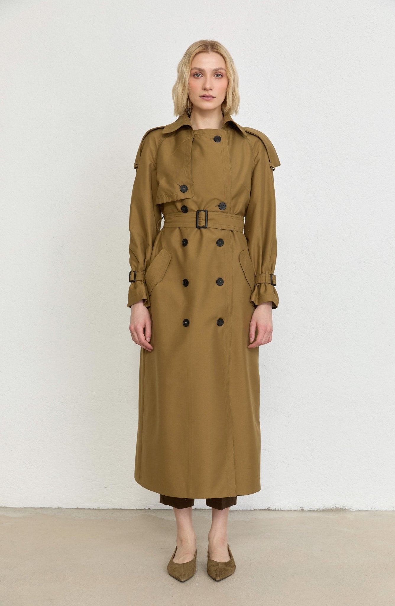 Apoletli Yağ Yeşili Oversize Trençkot - Fatma Atasoy