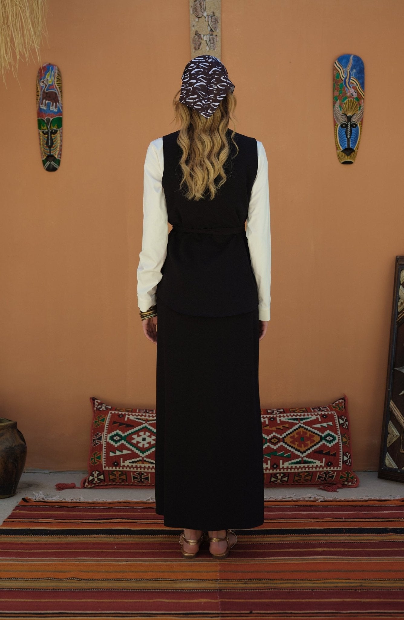 Bağlamalı Keten Siyah Yelek Etek Takım - Fatma Atasoy