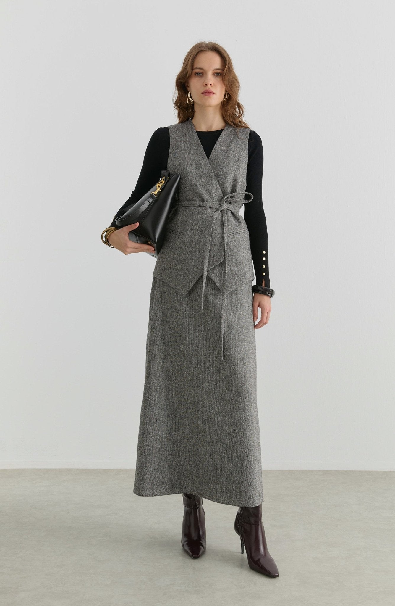 Bağlamalı Siyah Tüvit Yelek Etek Takım - Fatma Atasoy