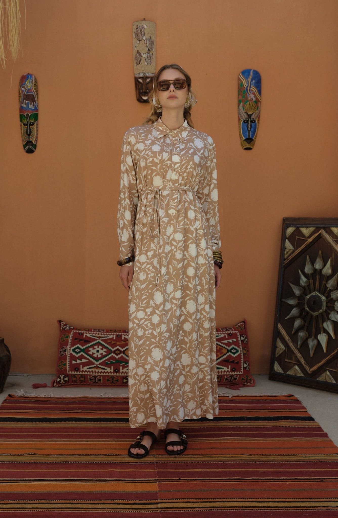 Bağlamalı Sütlü Kahve Floral Desenli Viskon Elbise - Fatma Atasoy